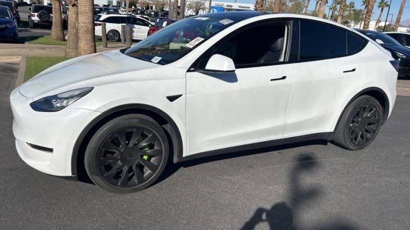 TESLA MODEL Y 2021 5YJYGDEE0MF149736 image